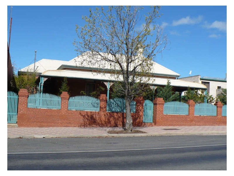 137 Kendal Street, Cowra NSW 2794