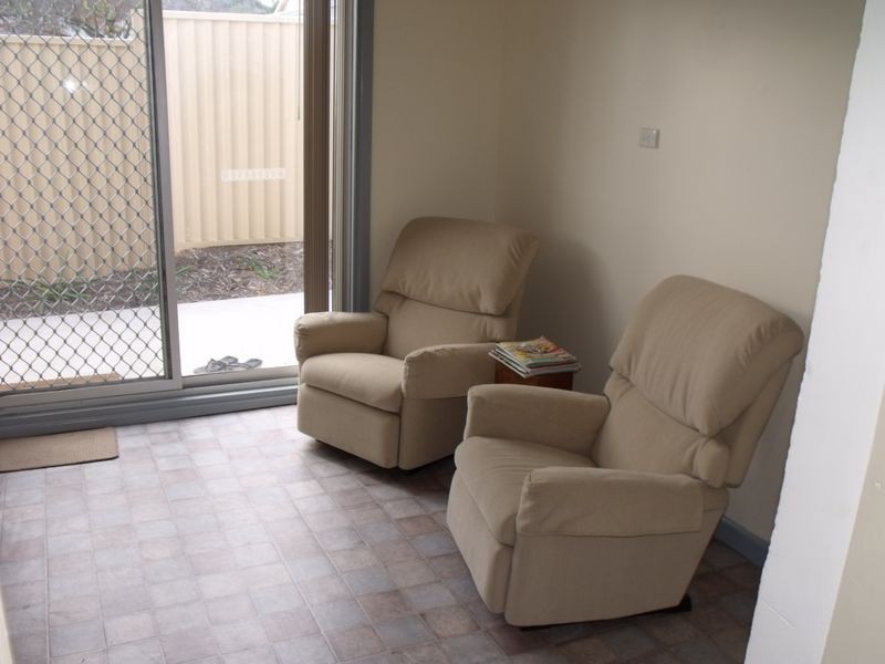 18 Parkes Street, Cowra NSW 2794