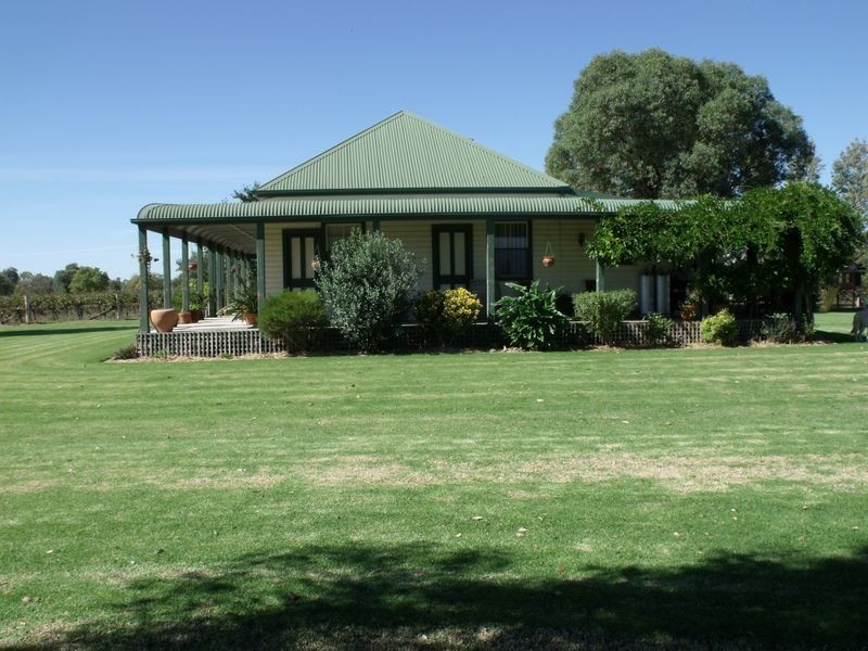 605 Mid Western Highway, Cowra NSW 2794