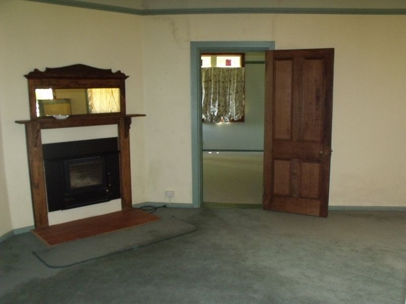 16 Binni Creek Road, Cowra NSW 2794