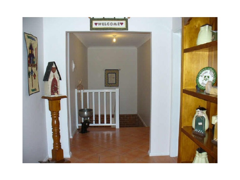 2 Neila Street, Cowra NSW 2794