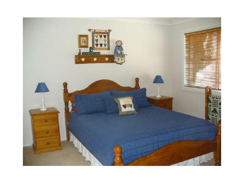 2 Neila Street, Cowra NSW 2794