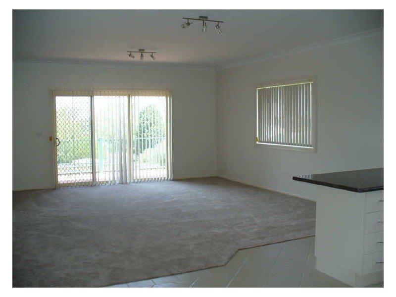 Unit 1/2 Amie Street, Cowra NSW 2794