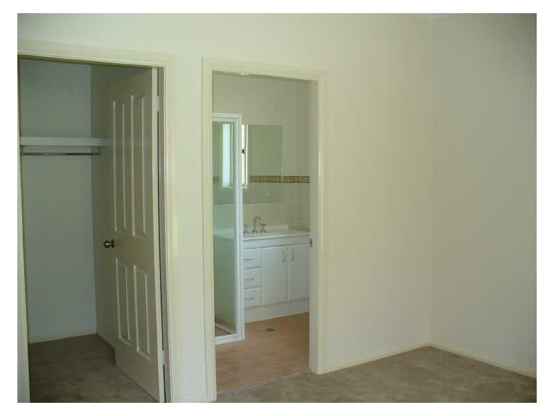 Unit 1/2 Amie Street, Cowra NSW 2794