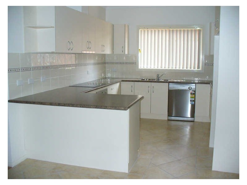 Unit 2/2 Amie Street, Cowra NSW 2794