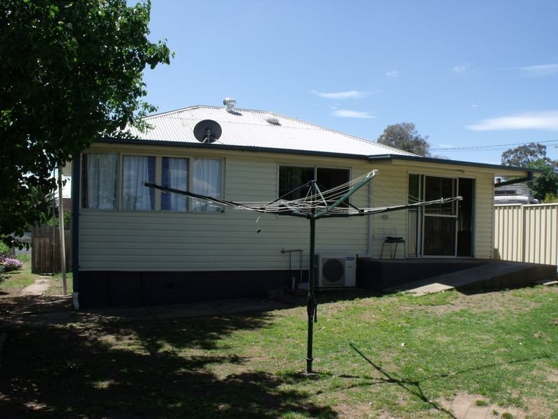 23 Macassar Street, Cowra NSW 2794