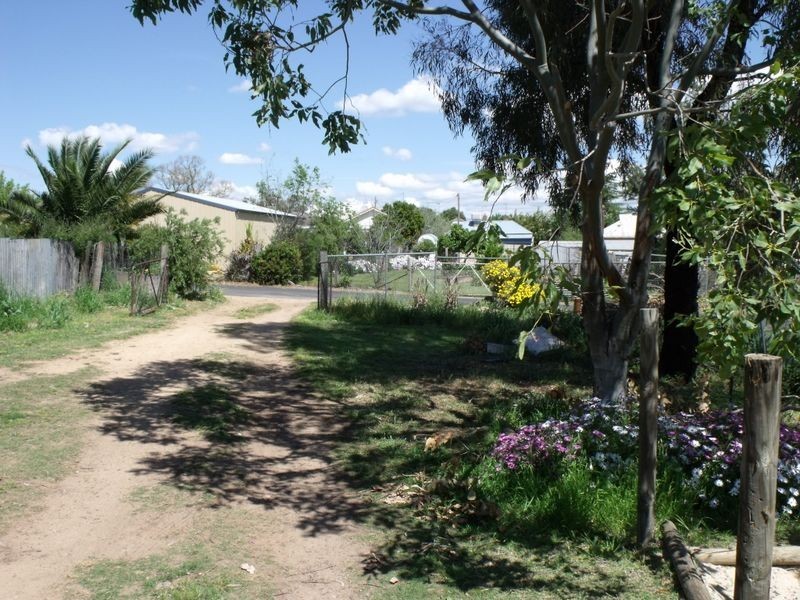 23 Macassar Street, Cowra NSW 2794
