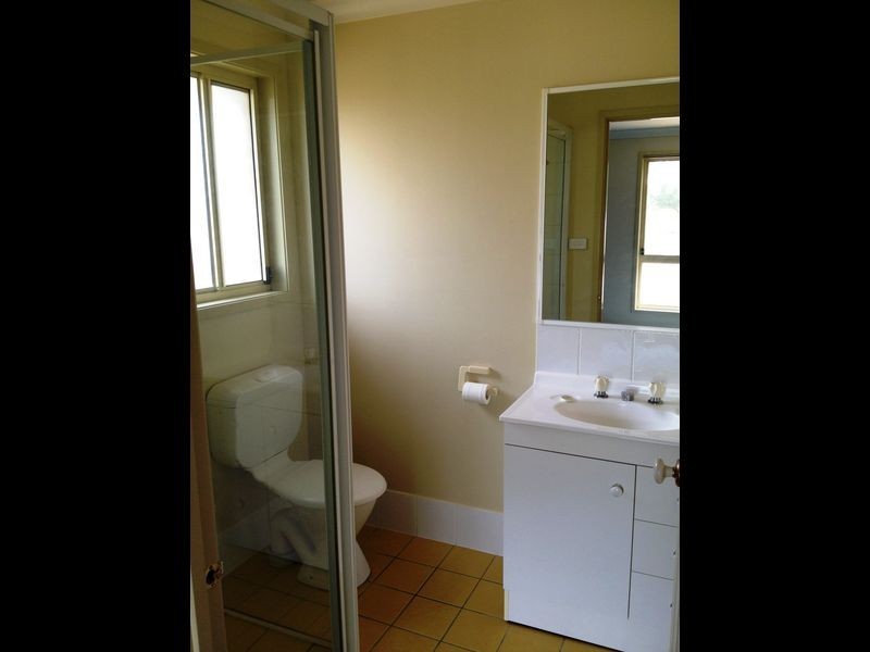 4 River Park Road, Cowra NSW 2794