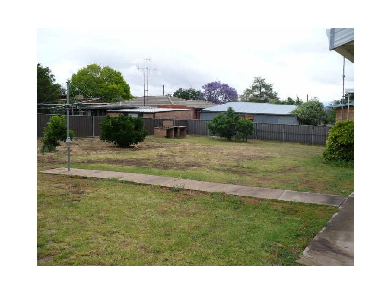 41 Comerford Street, Cowra NSW 2794