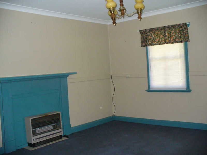 94 Fitzroy Street, Cowra NSW 2794