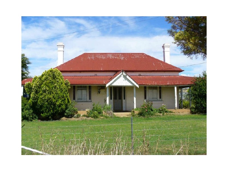 1160 Canowindra Road, Cowra NSW 2794