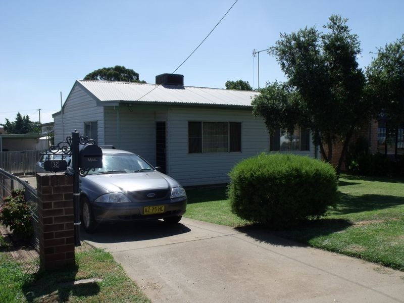 32 Redfern Street, Cowra NSW 2794