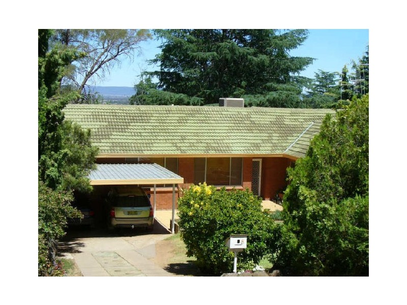 8 Scenic Drive, Cowra NSW 2794