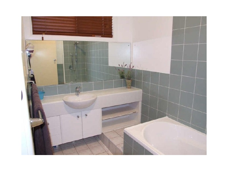 8 Scenic Drive, Cowra NSW 2794