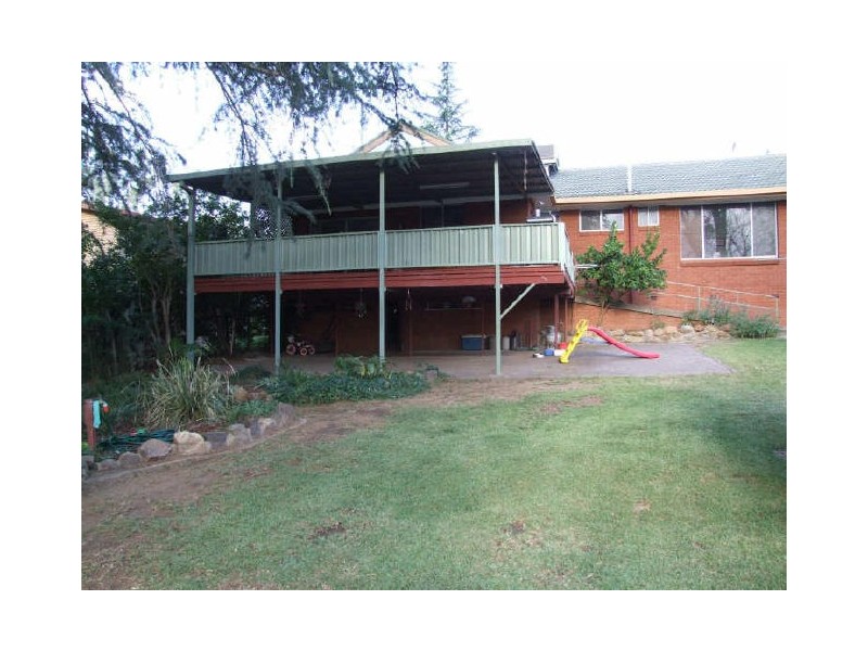 8 Scenic Drive, Cowra NSW 2794