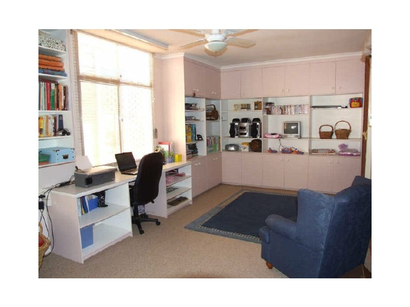 8 Scenic Drive, Cowra NSW 2794