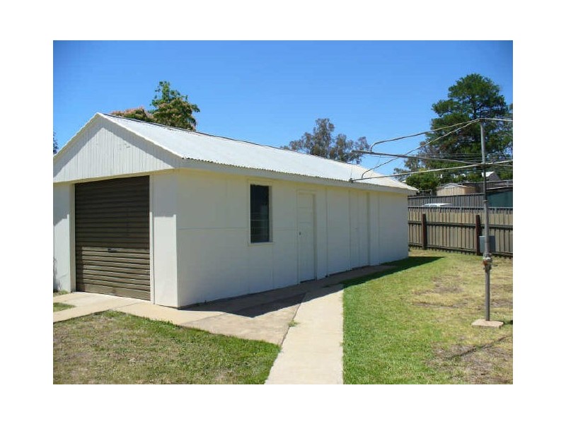 3 Courallie Street, Cowra NSW 2794