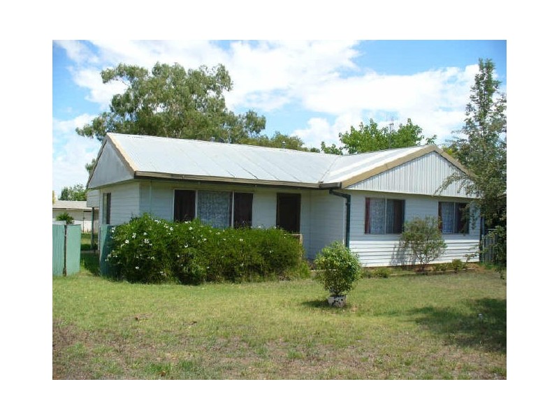 40 Kite Street, Cowra NSW 2794