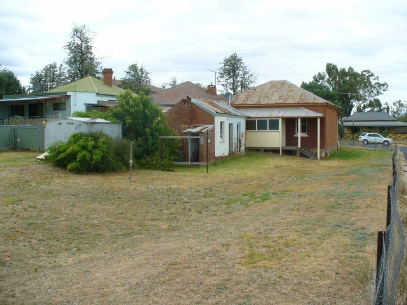 6 Brougham Street, Cowra NSW 2794