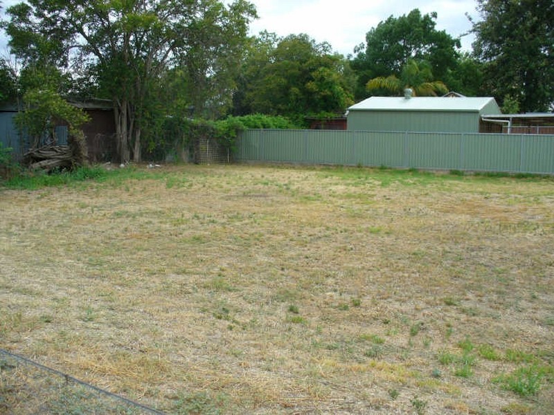 6 Brougham Street, Cowra NSW 2794