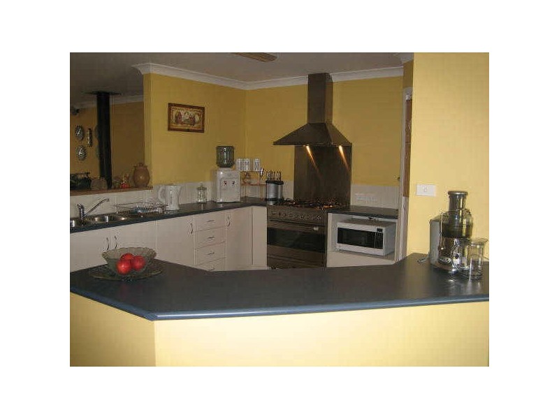 17 River Park Road, Cowra NSW 2794