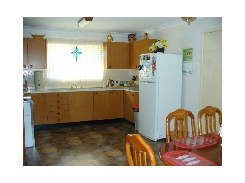 16 Yaldara Crescent, Cowra NSW 2794