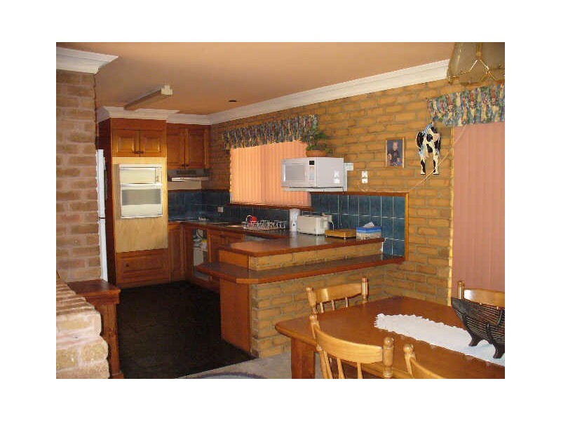 5 Logan Street, Cowra NSW 2794