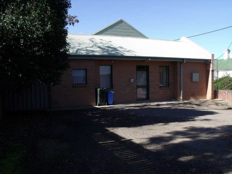 100 Darling Street, Cowra NSW 2794