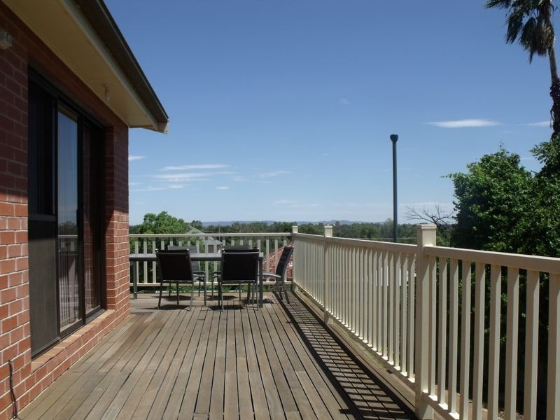 11 Daly Street, Cowra NSW 2794