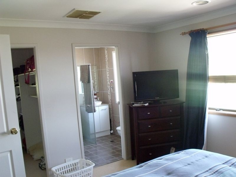 11 Daly Street, Cowra NSW 2794