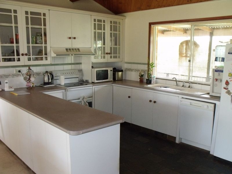 29 Dawson Drive, Cowra NSW 2794