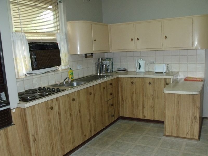 6 Liverpool Street, Cowra NSW 2794