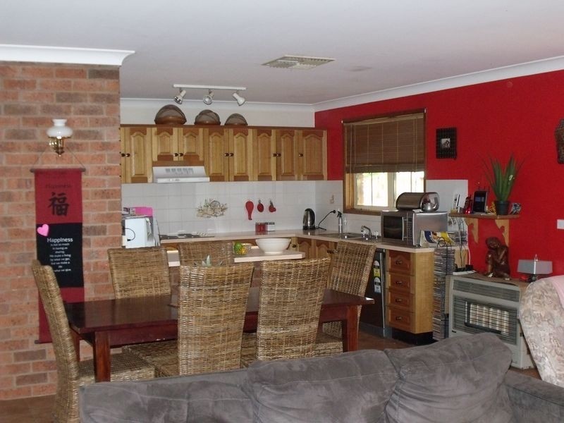 26 Evans Street, Cowra NSW 2794