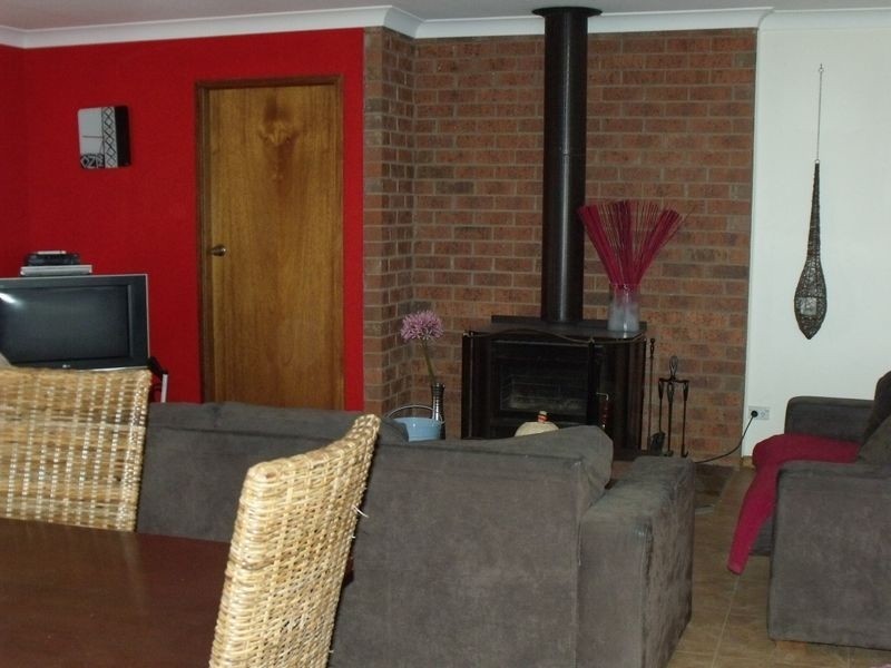 26 Evans Street, Cowra NSW 2794