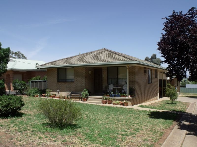 16 Bligh Street, Cowra NSW 2794