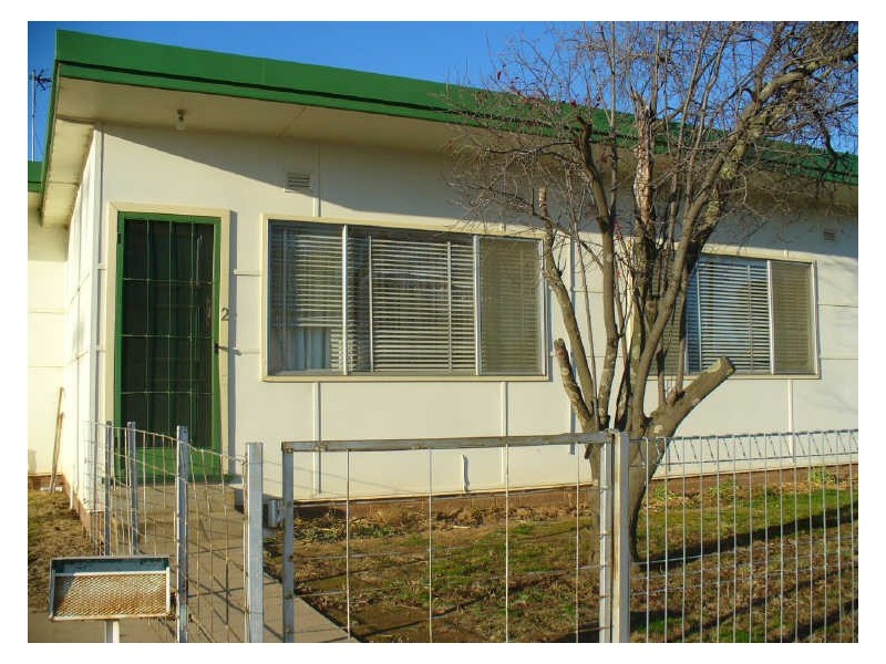 2/11 Mulyan Street, Cowra NSW 2794