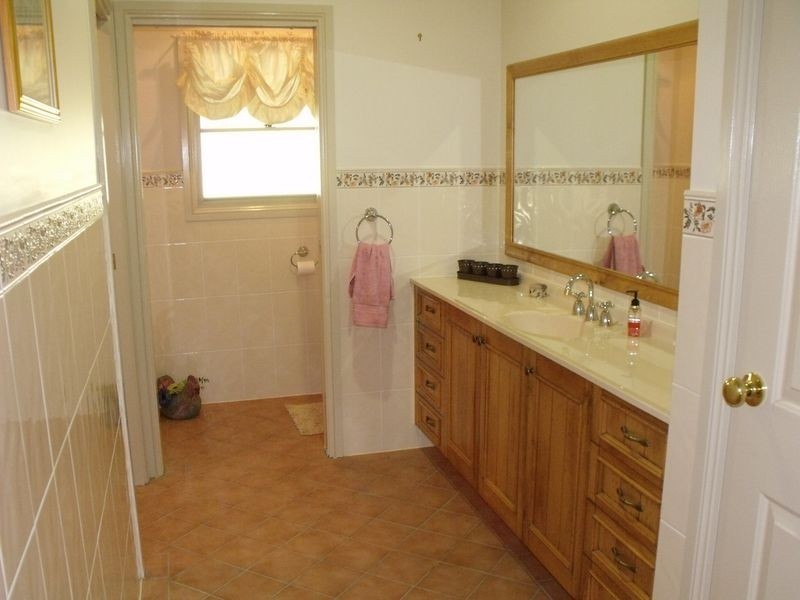 169 Camp Road, Cowra NSW 2794