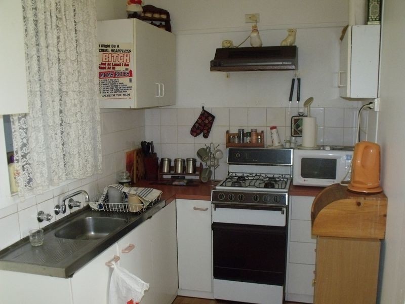 24 Kite Street, Cowra NSW 2794