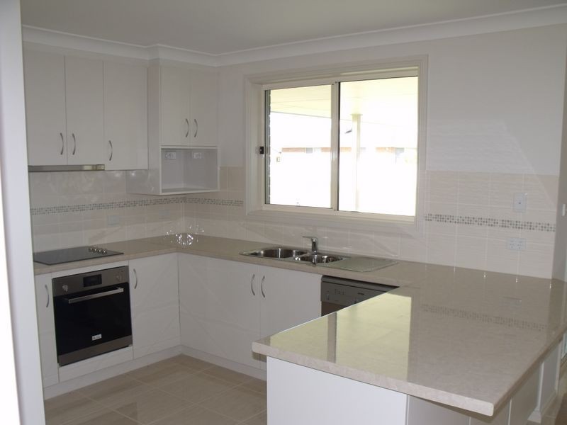 10 Mirage Drive, Cowra NSW 2794