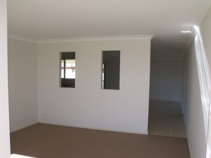 10 Mirage Drive, Cowra NSW 2794