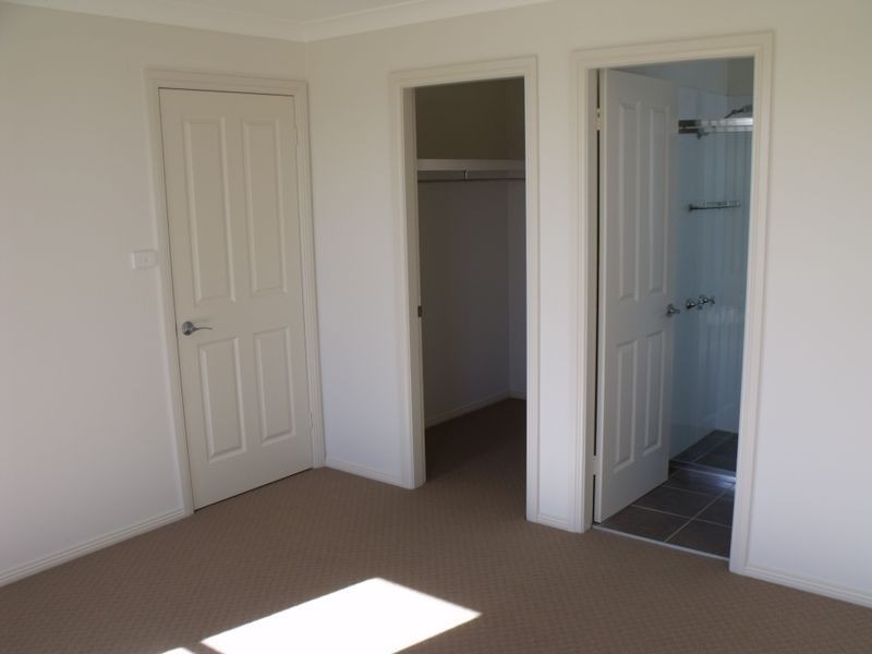 10 Mirage Drive, Cowra NSW 2794