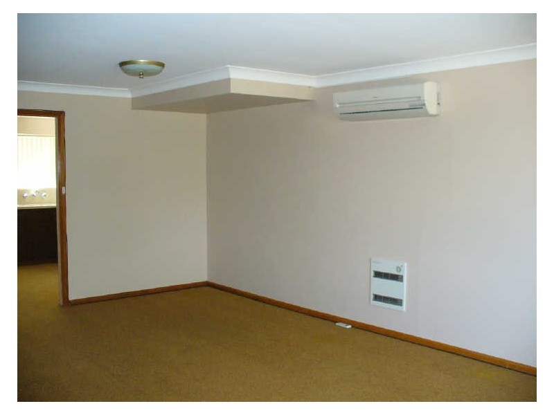 a/29 Newcombe Street, Cowra NSW 2794