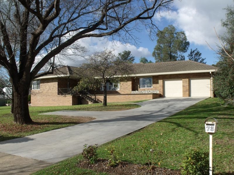 73 Lachlan Street, Cowra NSW 2794