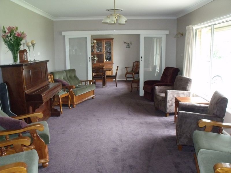 73 Lachlan Street, Cowra NSW 2794