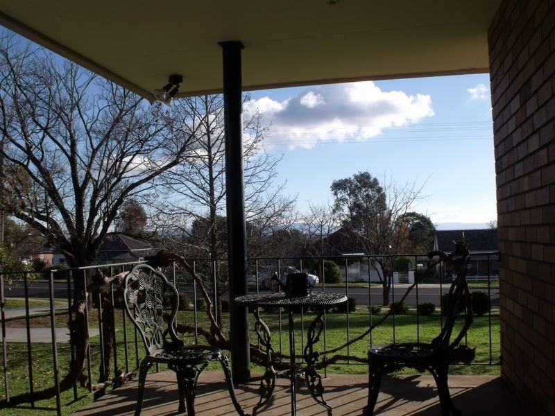 73 Lachlan Street, Cowra NSW 2794