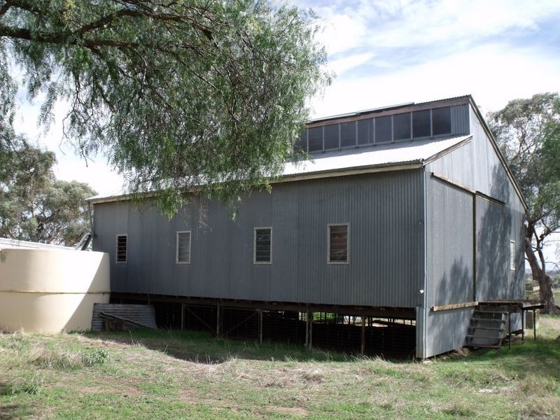 Glenville Pinemount Road, Cowra NSW 2794
