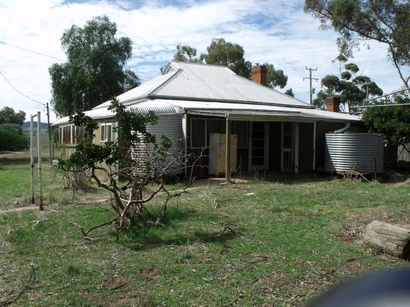 Glenville Pinemount Road, Cowra NSW 2794