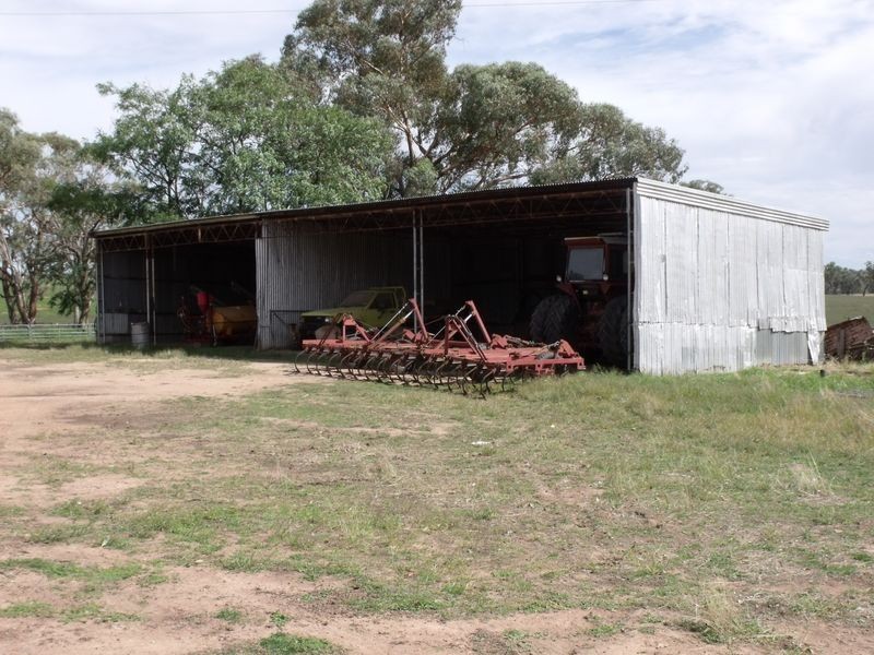 Glenville Pinemount Road, Cowra NSW 2794