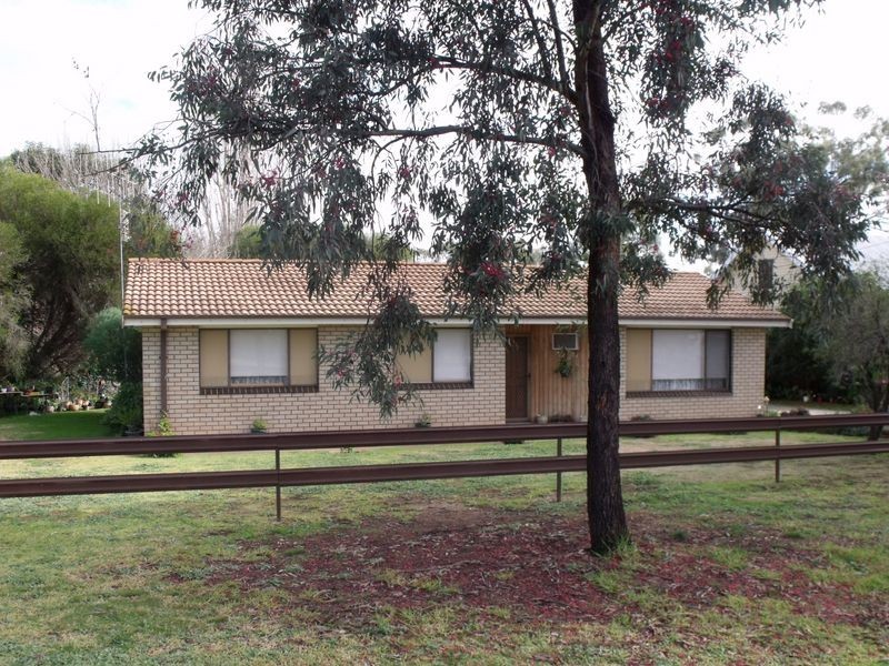 54 Brisbane Street, Cowra NSW 2794