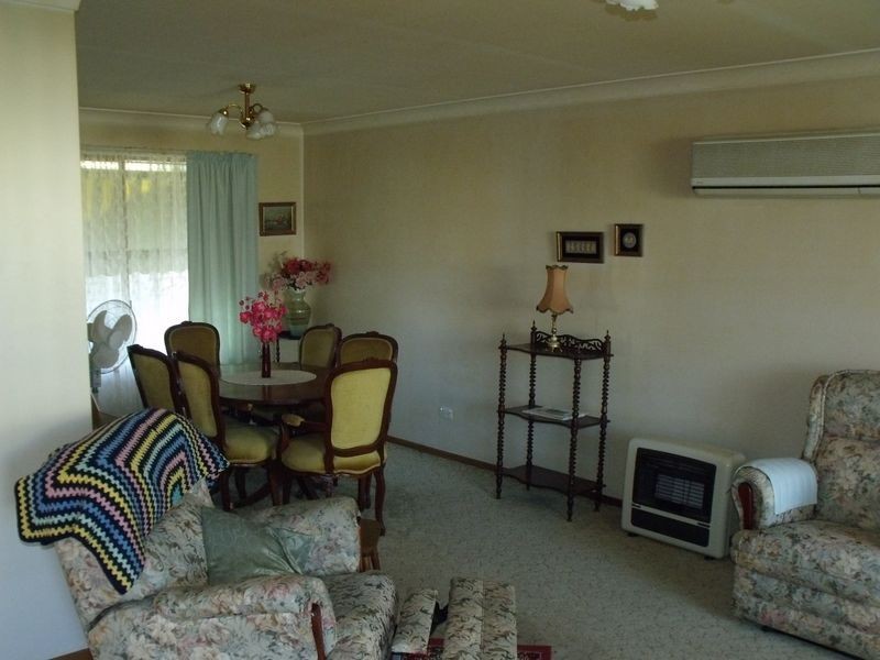 2/35 Vaux Street, Cowra NSW 2794